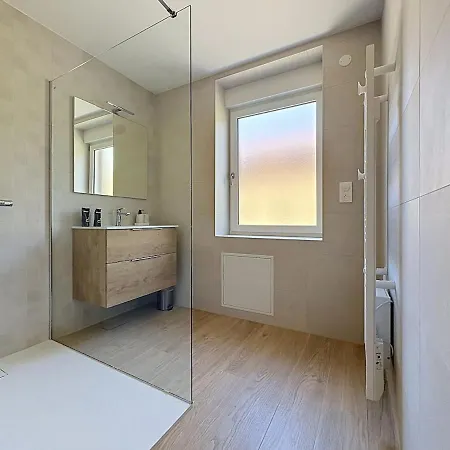 Lectoure Rdc 6-person Basel 5 Min Away Appartement *