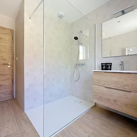 Lectoure Rdc 6-person Basel 5 Min Away Appartement *